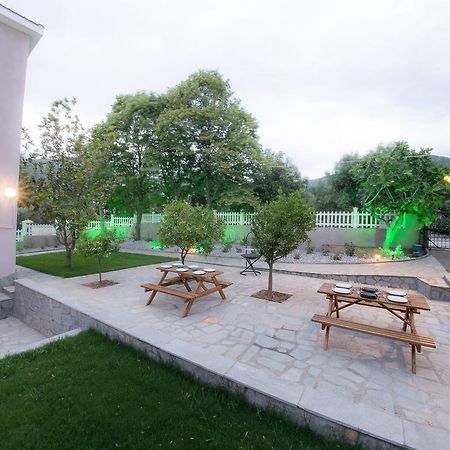 Palio Grey Apartments Palaiontsiflikion Luaran gambar