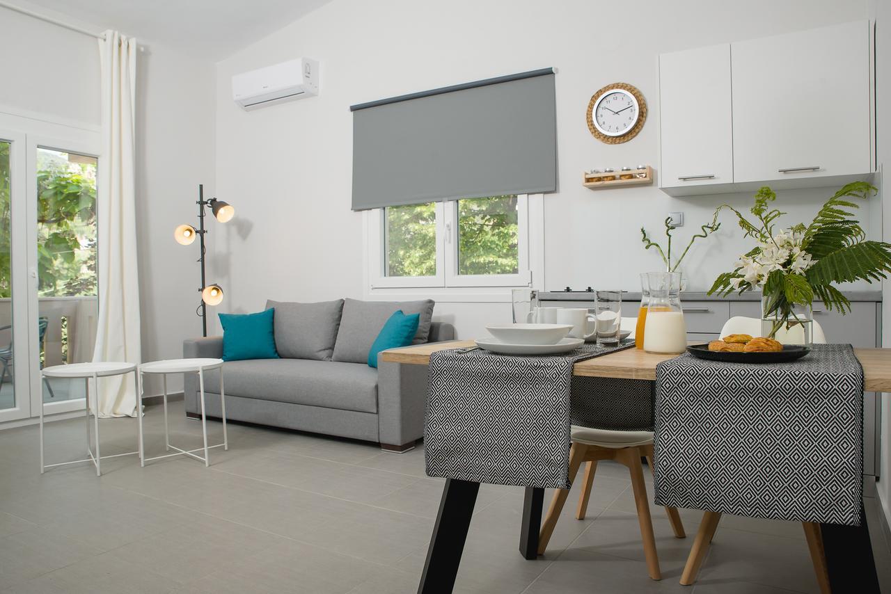 Palio Grey Apartments Palaiontsiflikion Luaran gambar