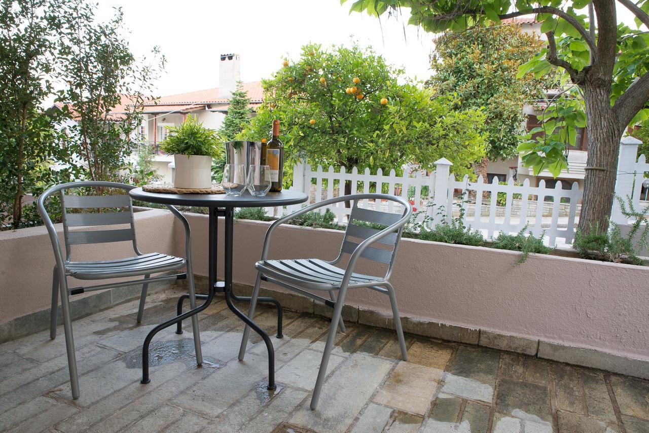 Palio Grey Apartments Palaiontsiflikion Luaran gambar