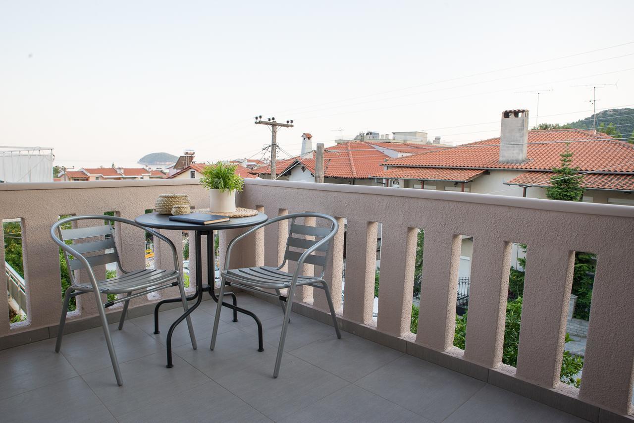 Palio Grey Apartments Palaiontsiflikion Luaran gambar